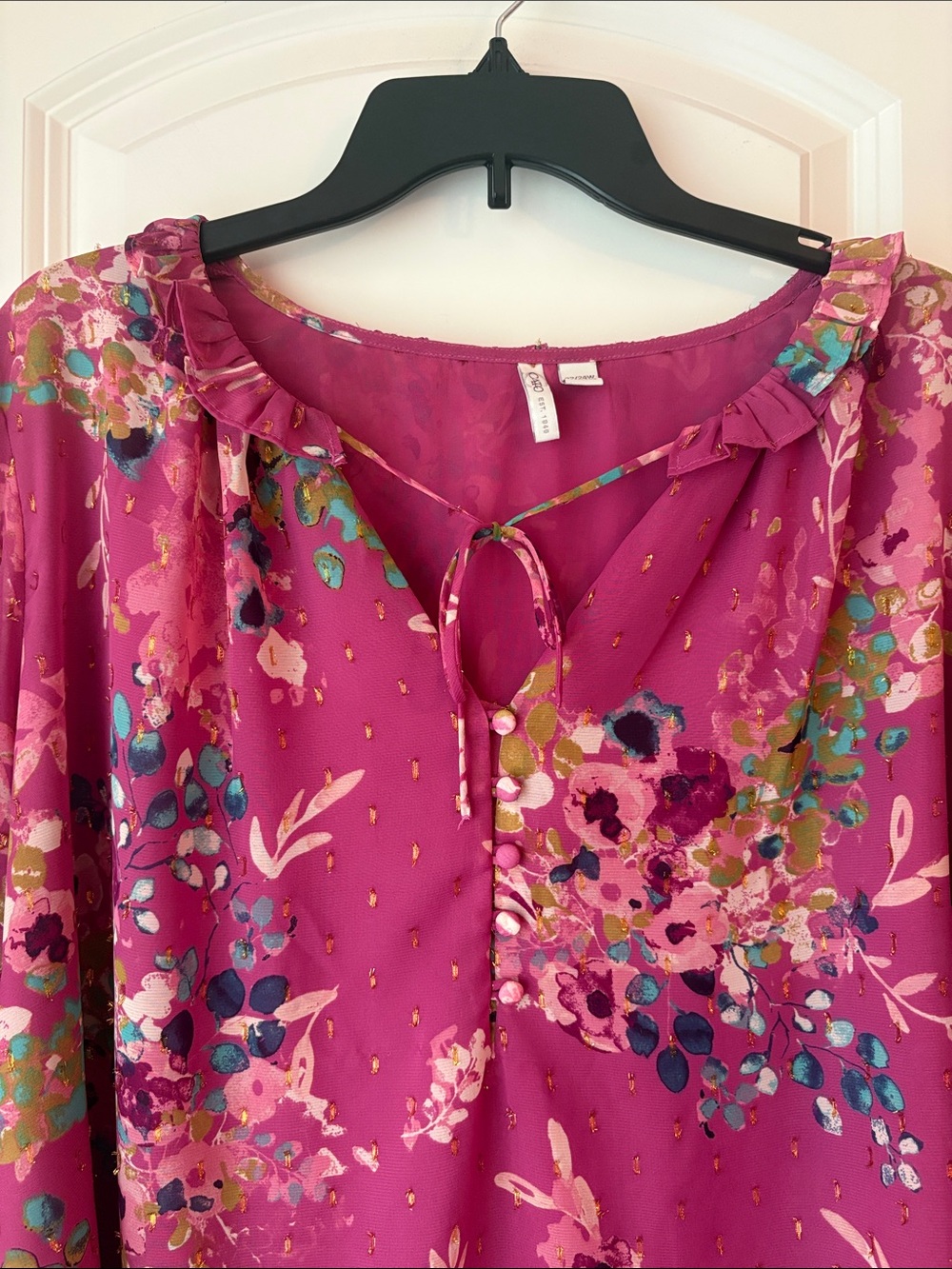 Cato Pink/Purple Floral Ruffle-Neck Blouse with Gold Dot Accents - Picture 4 of 9